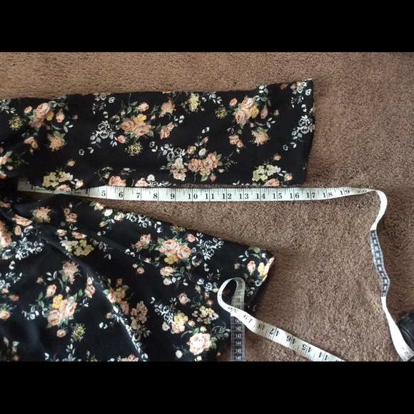 Rue21 Flowered Black Top - Picture 7 of 8